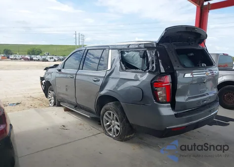 2021 Chevrolet Tahoe 2Wd Ls z USA, uszkodzony, nr VIN 1GNSCMKD4MR445213